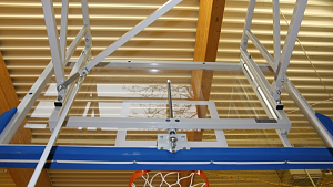 Механизм регуляции высоты баскетбольного щита 105*180см в пределе 305-260см
