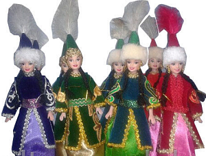 Куклы в национальной одежде